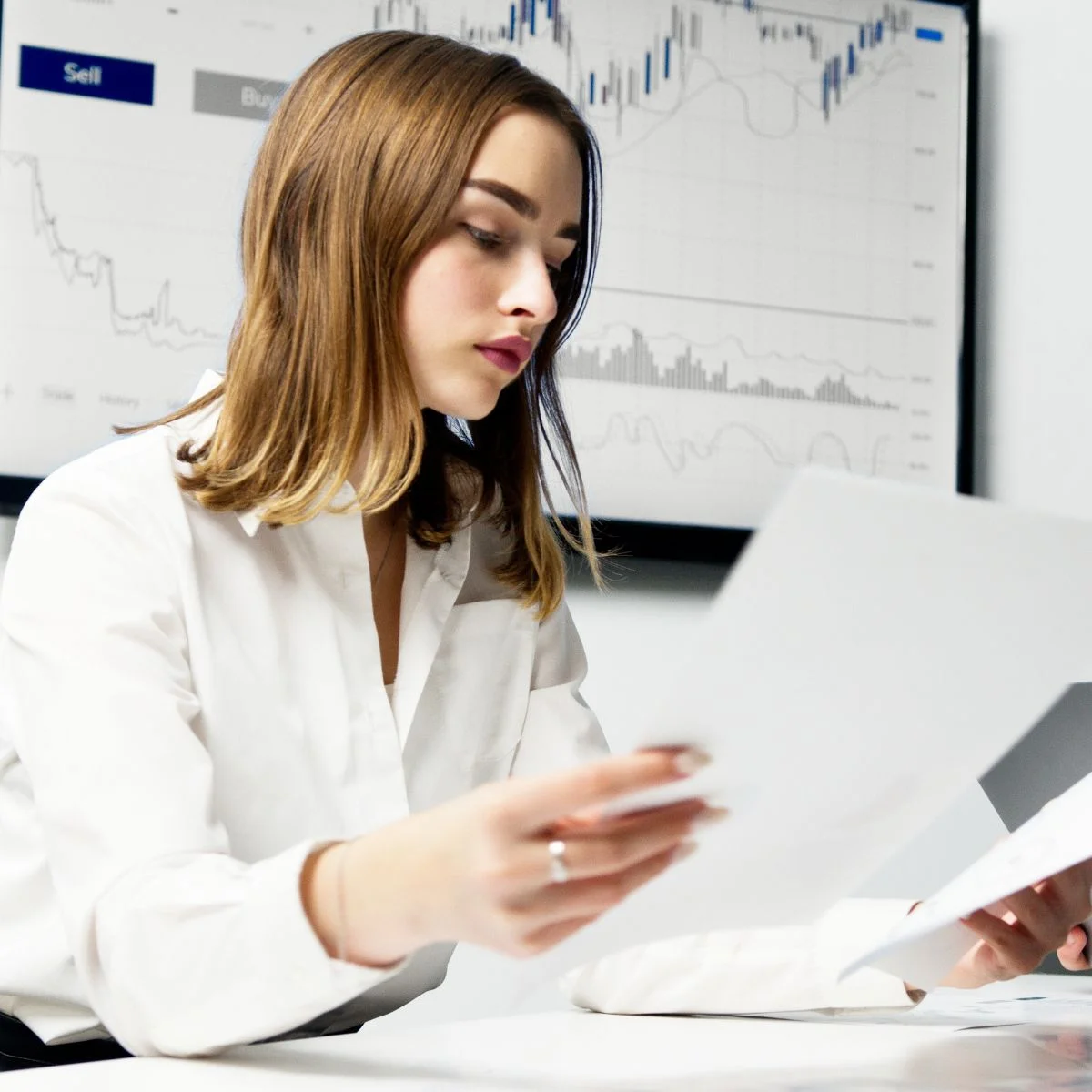 Tourist Visa vs Business Visa guide explaining travel purposes and how to Apply for tourist visa.